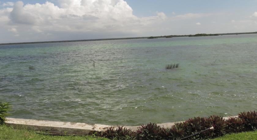 Bacalar Casa Lahar Vandrarhem Exteriör bild